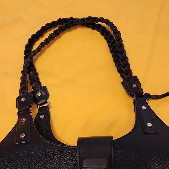 Calvin Klein handbag - Picture 2 of 9